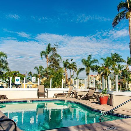 Best Western Plus Suites Hotel Coronado Island Exterior photo