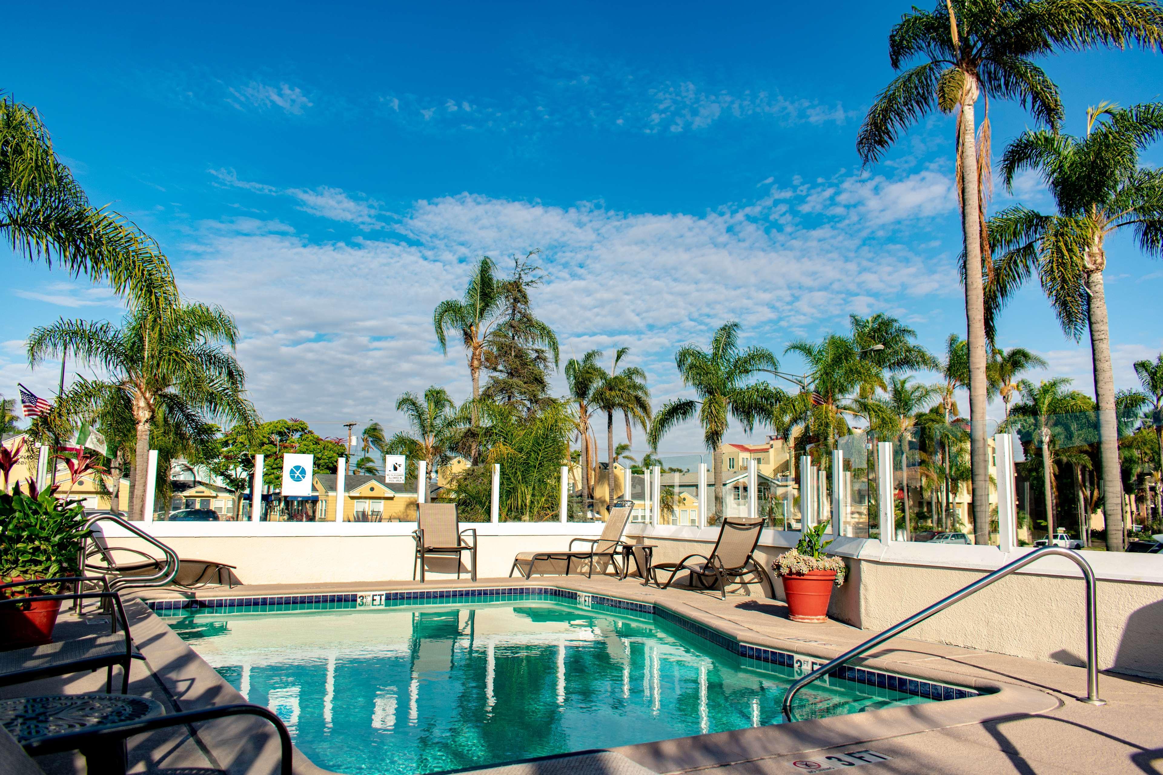 Best Western Plus Suites Hotel Coronado Island Exterior photo