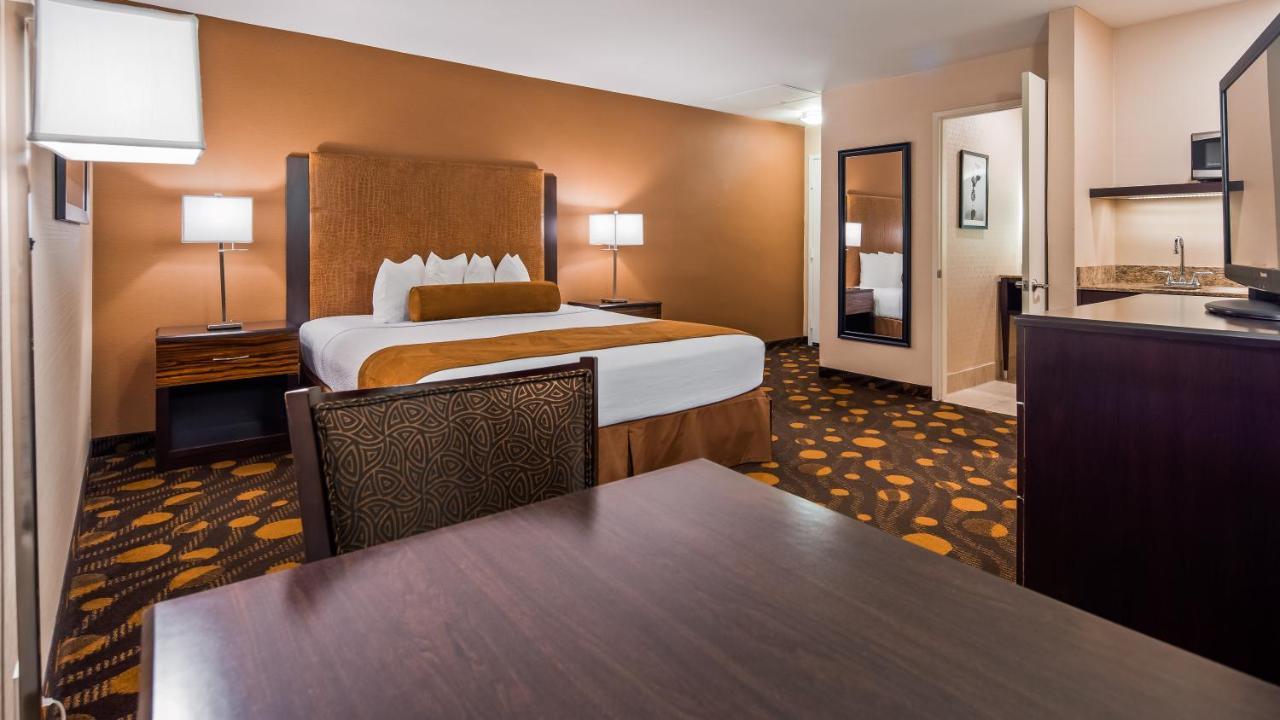 Best Western Plus Suites Hotel Coronado Island Exterior photo