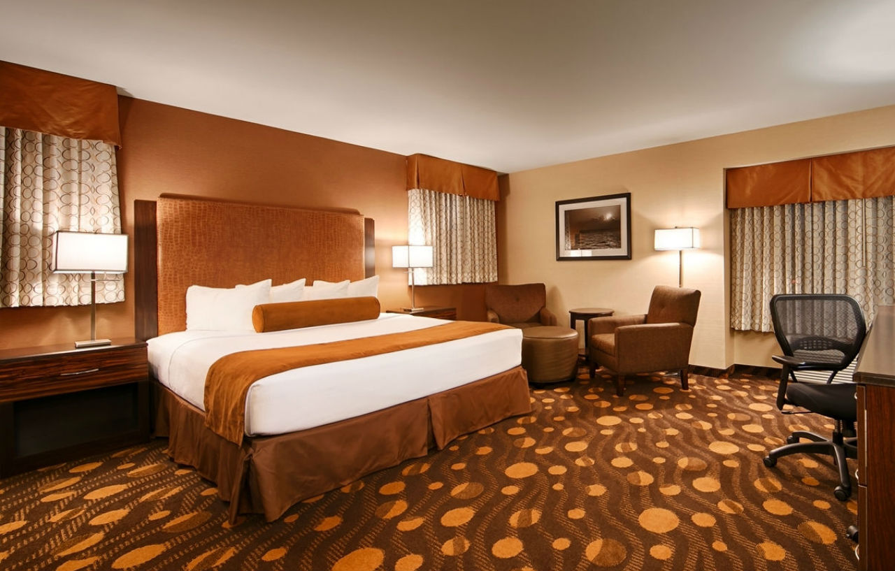 Best Western Plus Suites Hotel Coronado Island Exterior photo