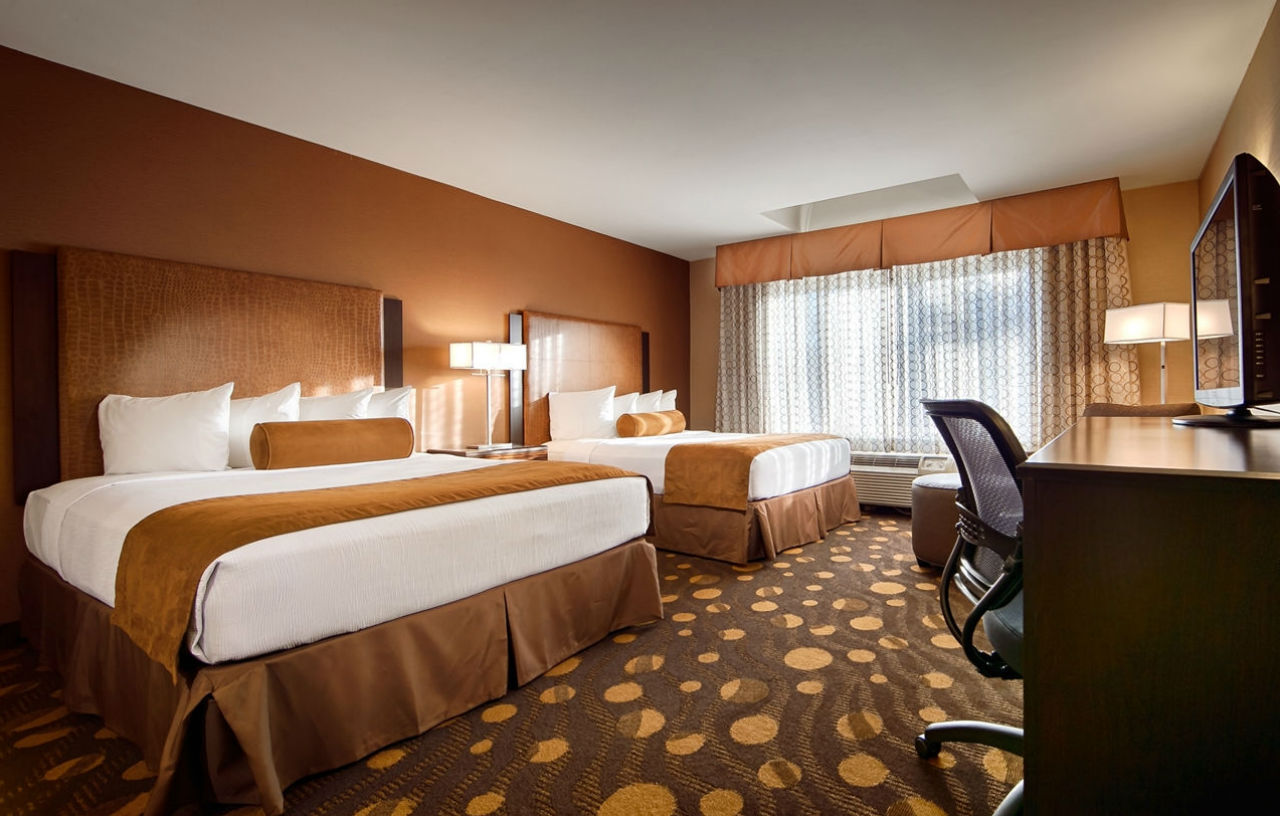 Best Western Plus Suites Hotel Coronado Island Exterior photo